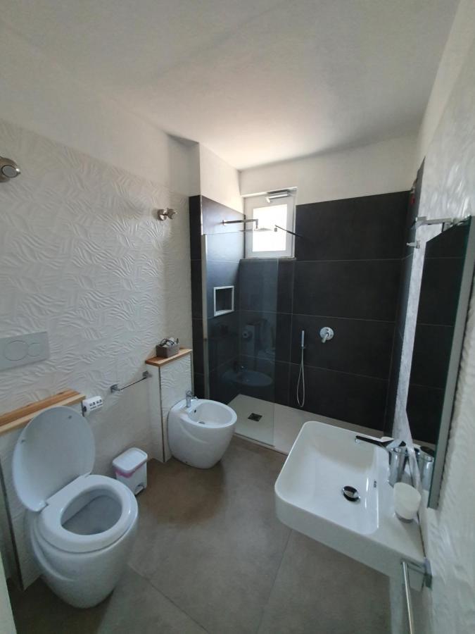 Blue Velvet Rooms Tortoli Exterior photo
